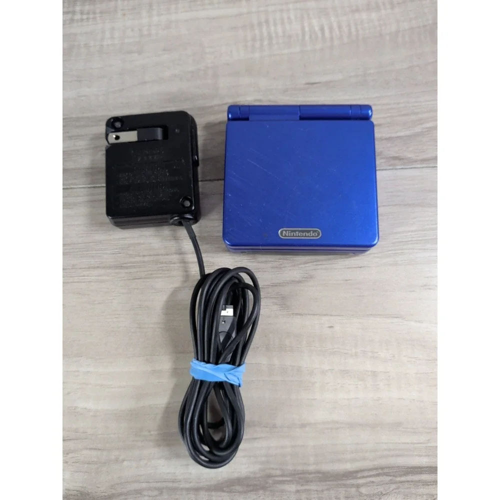 Nintendo Game Boy Advance SP Blue ( FOR PARTS OR NOT WORKING )